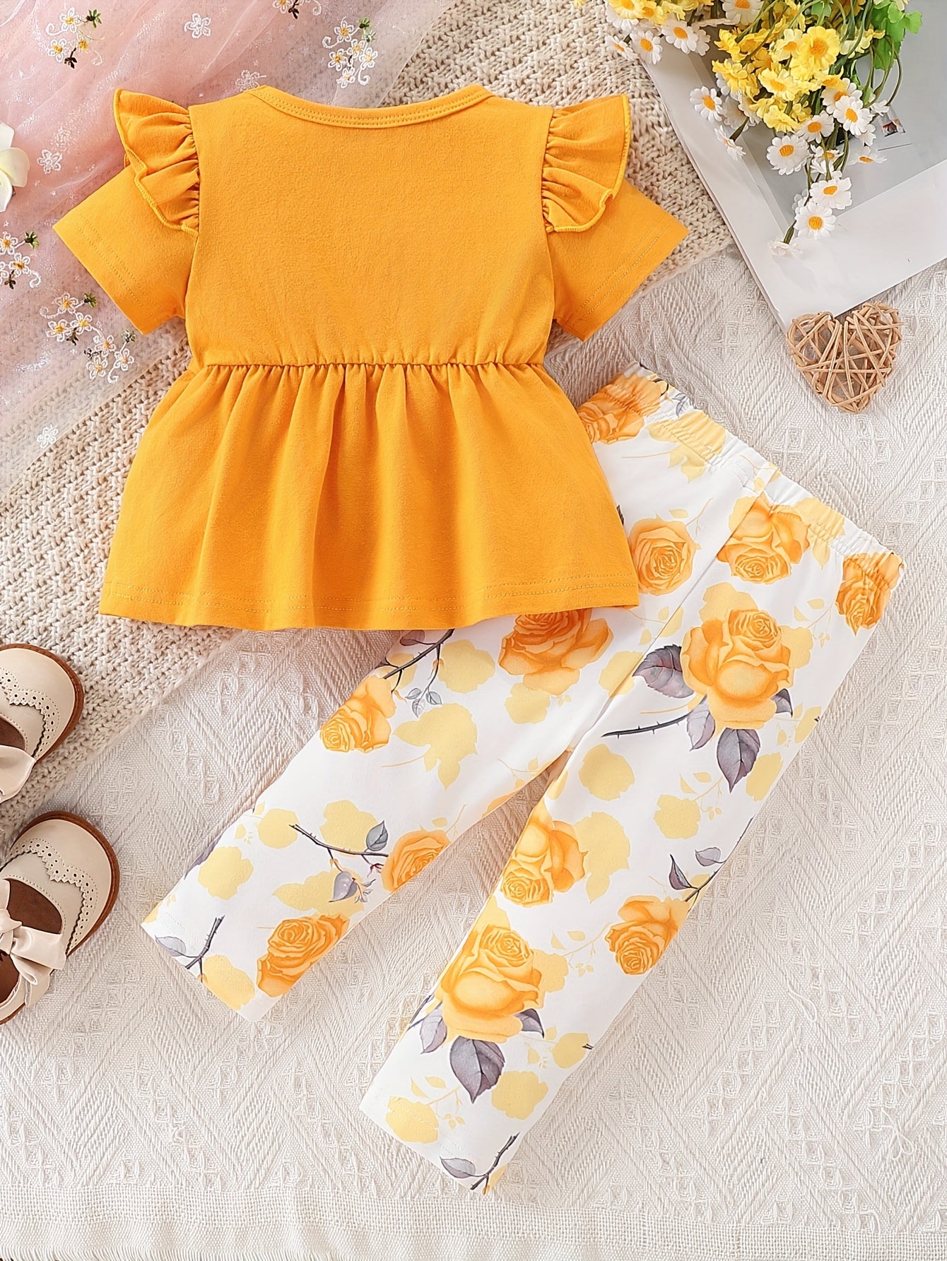 Toddler Summer Baby Girl Clothes Ruffle Short Sleeve T Shirt Floral Pants Headband 3 Pieces Newborn Infant Outfits for Outdoor Activities