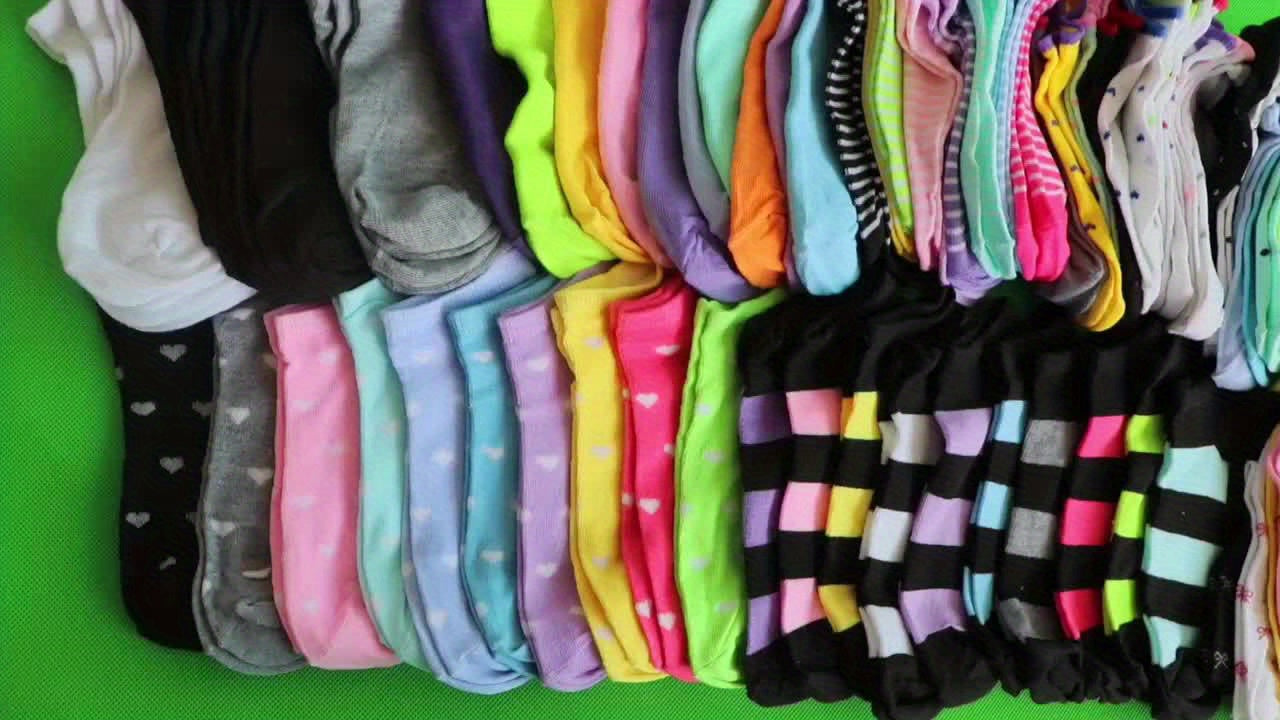 Soft Comfortable Candy-Colored Socks for Women Gift Pack