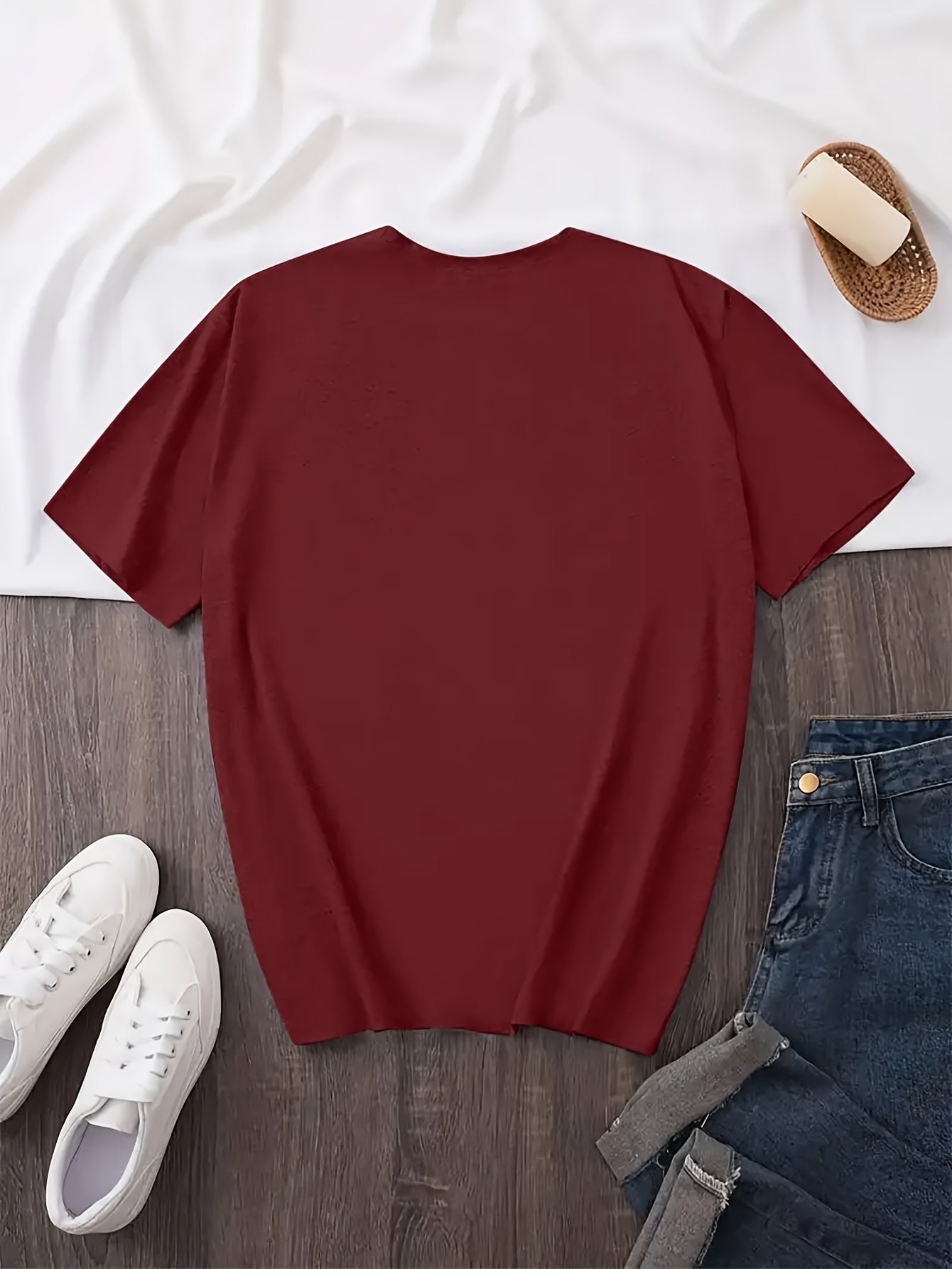 Trendy Cartoon Print Women's Round Neck T-Shirt for Everyday Wear