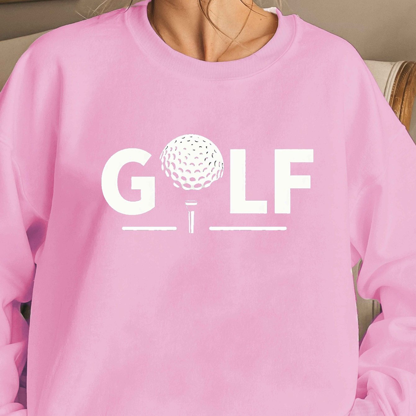 Women's Cozy Golf Sweatshirt with Stylish Golf Print Design