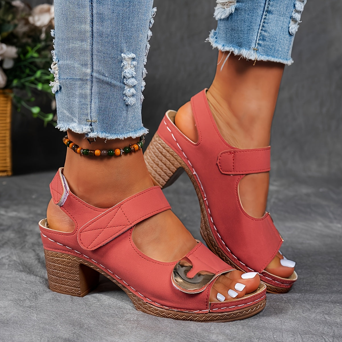 Women's Casual Platform Sandals with Chunky Heel Open Toe Adjustable Strap Summer Footwear in Black Red Pink Durable Comfortable Thick Sole for Beach Casual Outings Warm Weather