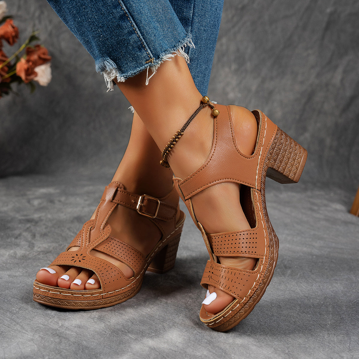 Women's Chunky Heel Platform Sandals Open Toe Ankle Strap Buckle Closure Comfortable Casual and Dressy Summer Shoes Black and Brown