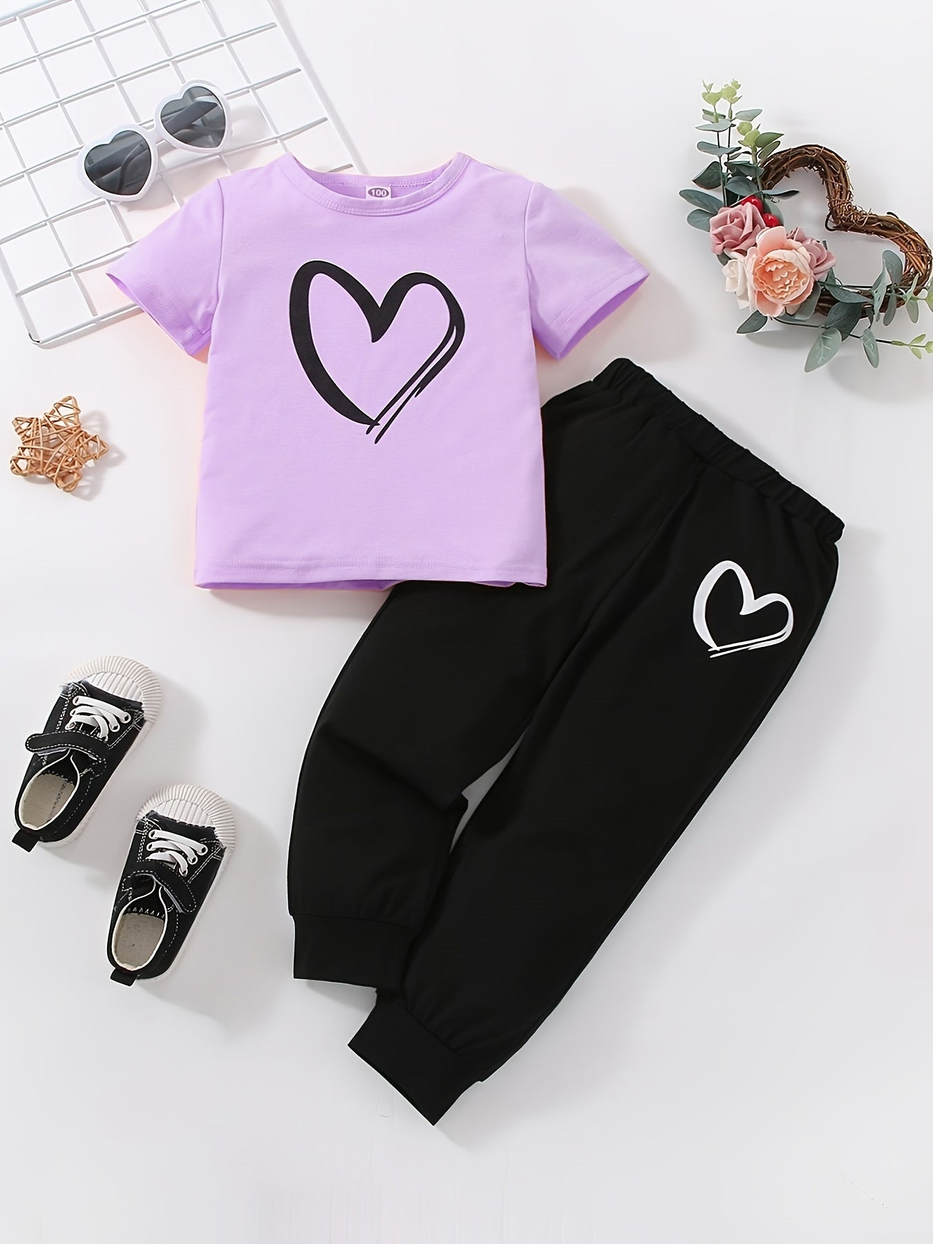 Girls Heart Print T-Shirt and Sweatpants Fashion Set