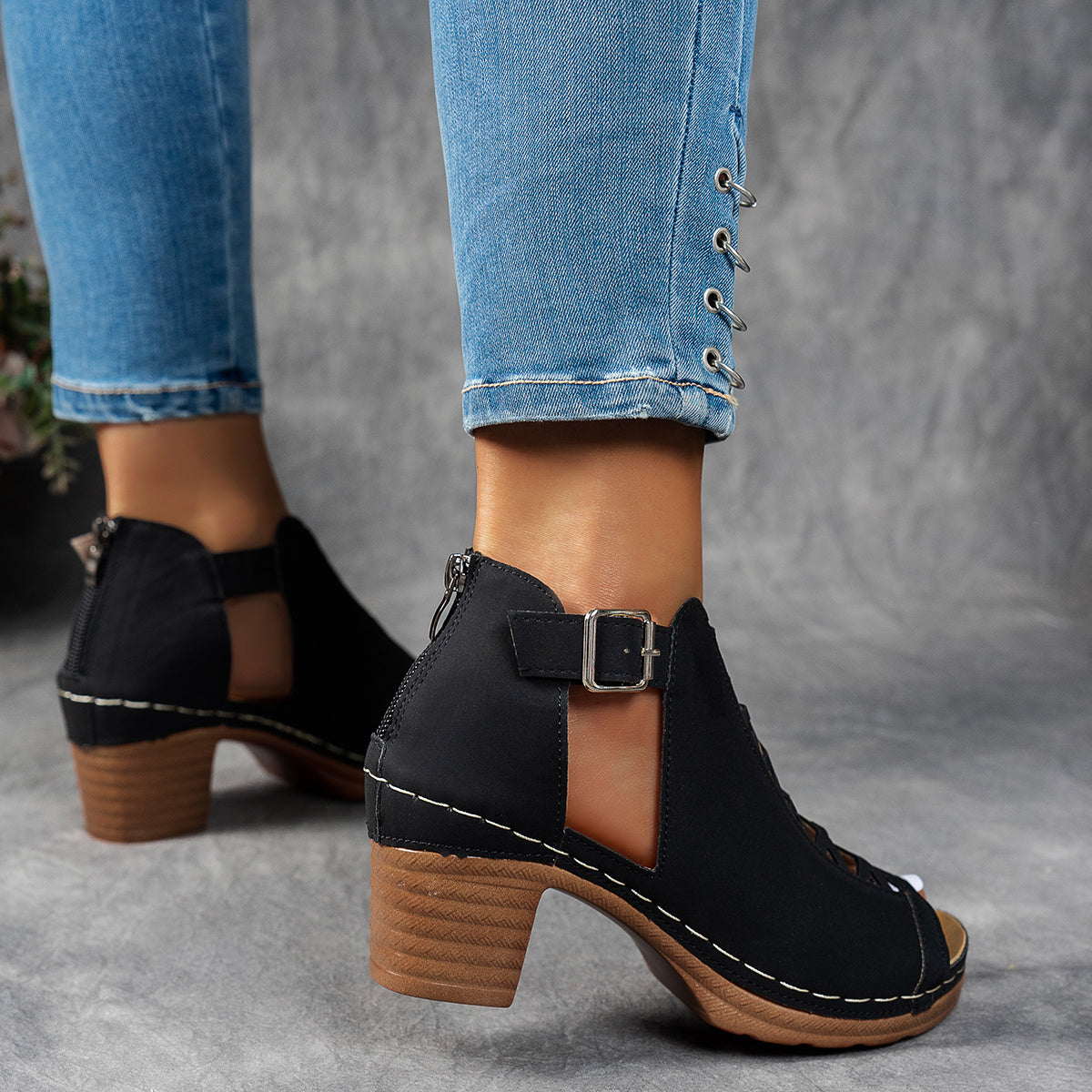 Women Summer Thick Heeled Casual Fish Spout Sandals