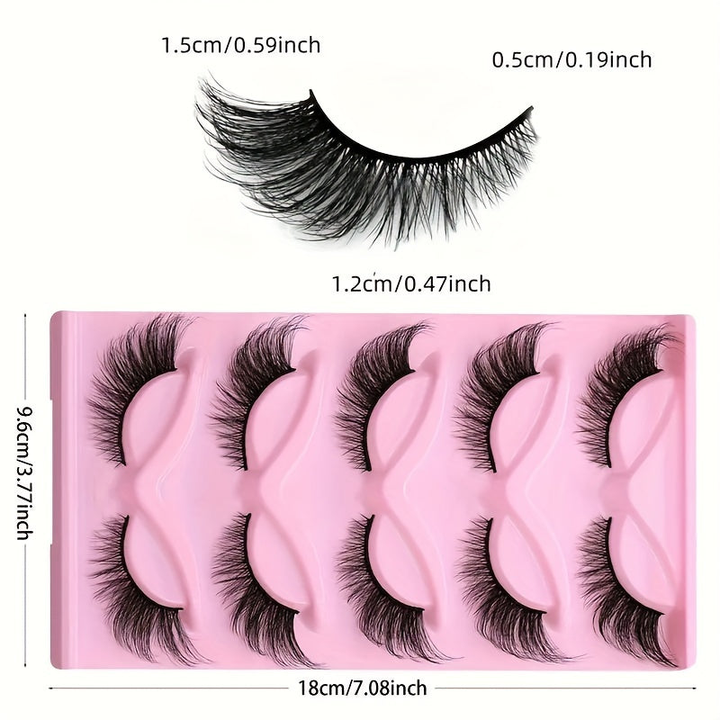 Dramatic Cat Eye False Eyelashes for Glamorous Makeup Looks