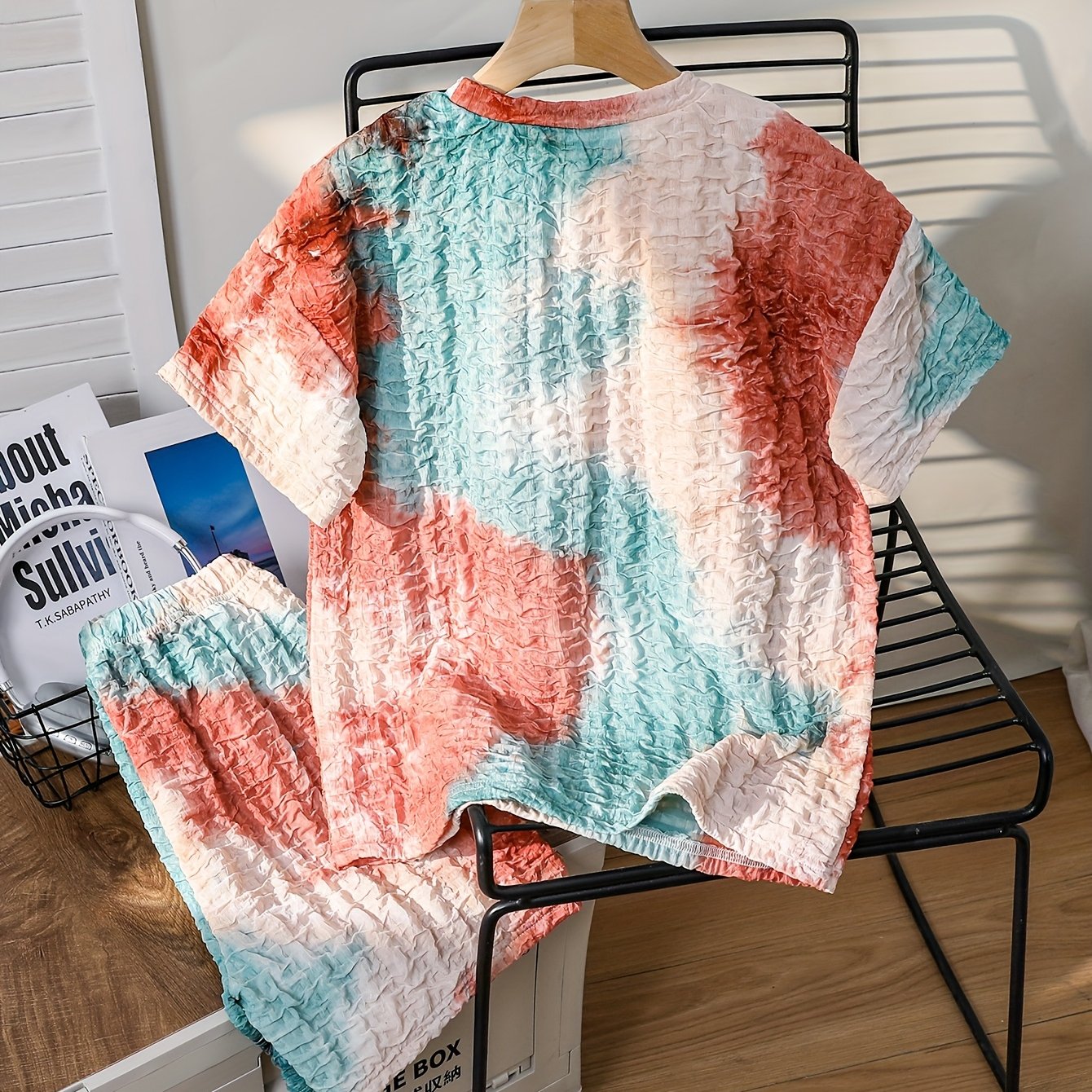 1 Set of 2pcs Polyester Tie Dye Boys Short Sleeve T Shirt and Shorts Suit for Summer Daily Use and Outdoor Activities